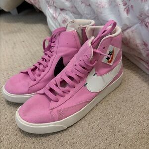 Pink nike blazers